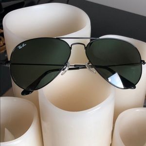 Ray Ban Large Aviator Sunglasses